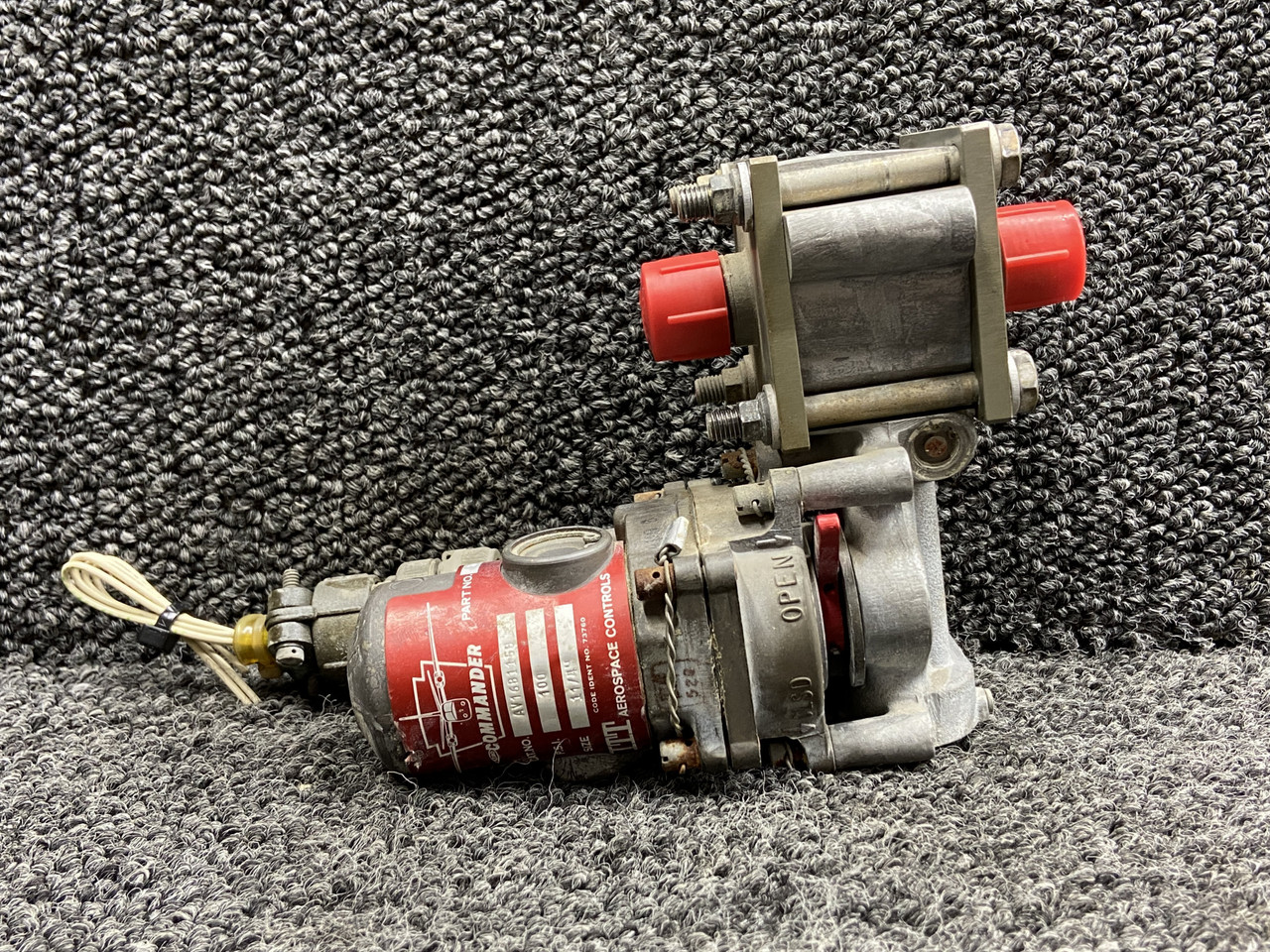 3630161 (Alt: 630161) ITT Aerospace Fuel Shut Off Valve (28V) (100