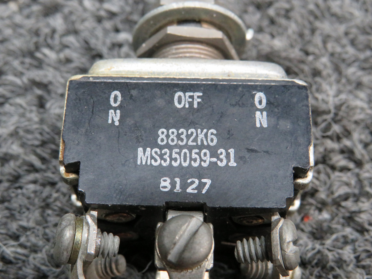 8832K6 Alternative Part Number MS35059-31 Cessna Citation Flap Switch