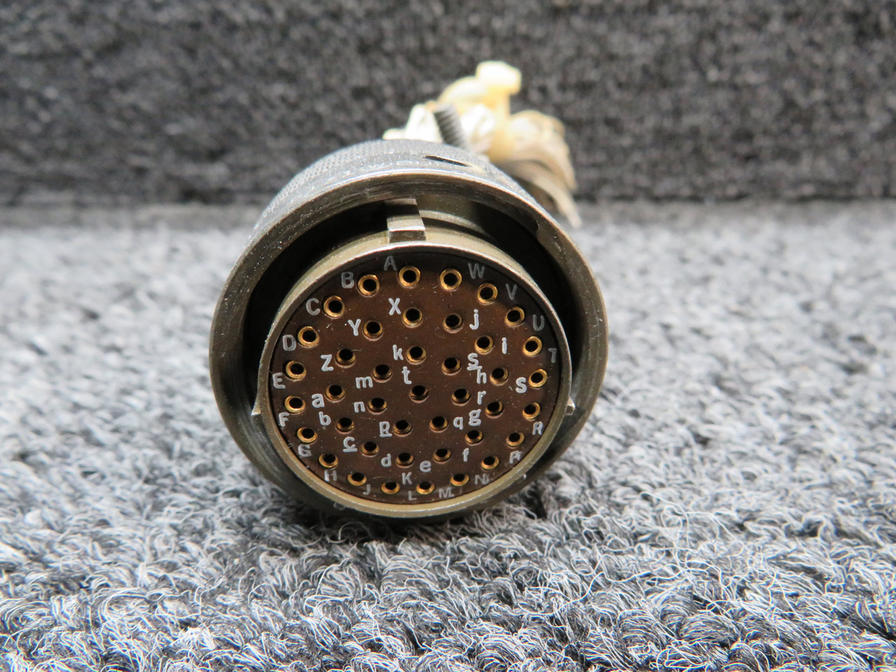 MS3126 Burndy Aircraft Canon Plug Connector