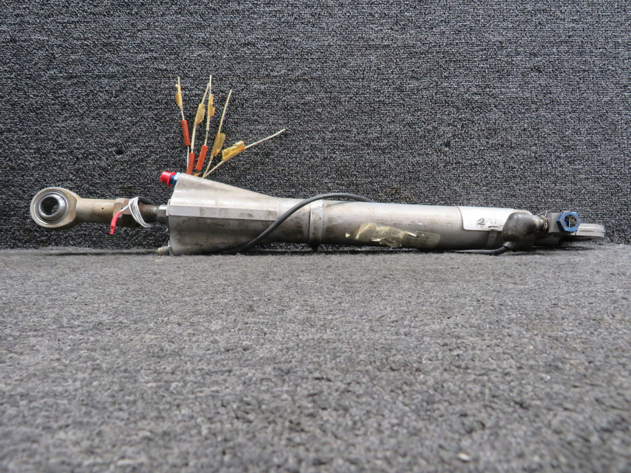 9912063-13 Cessna 500 Citation Nose Landing Gear Actuator Assembly