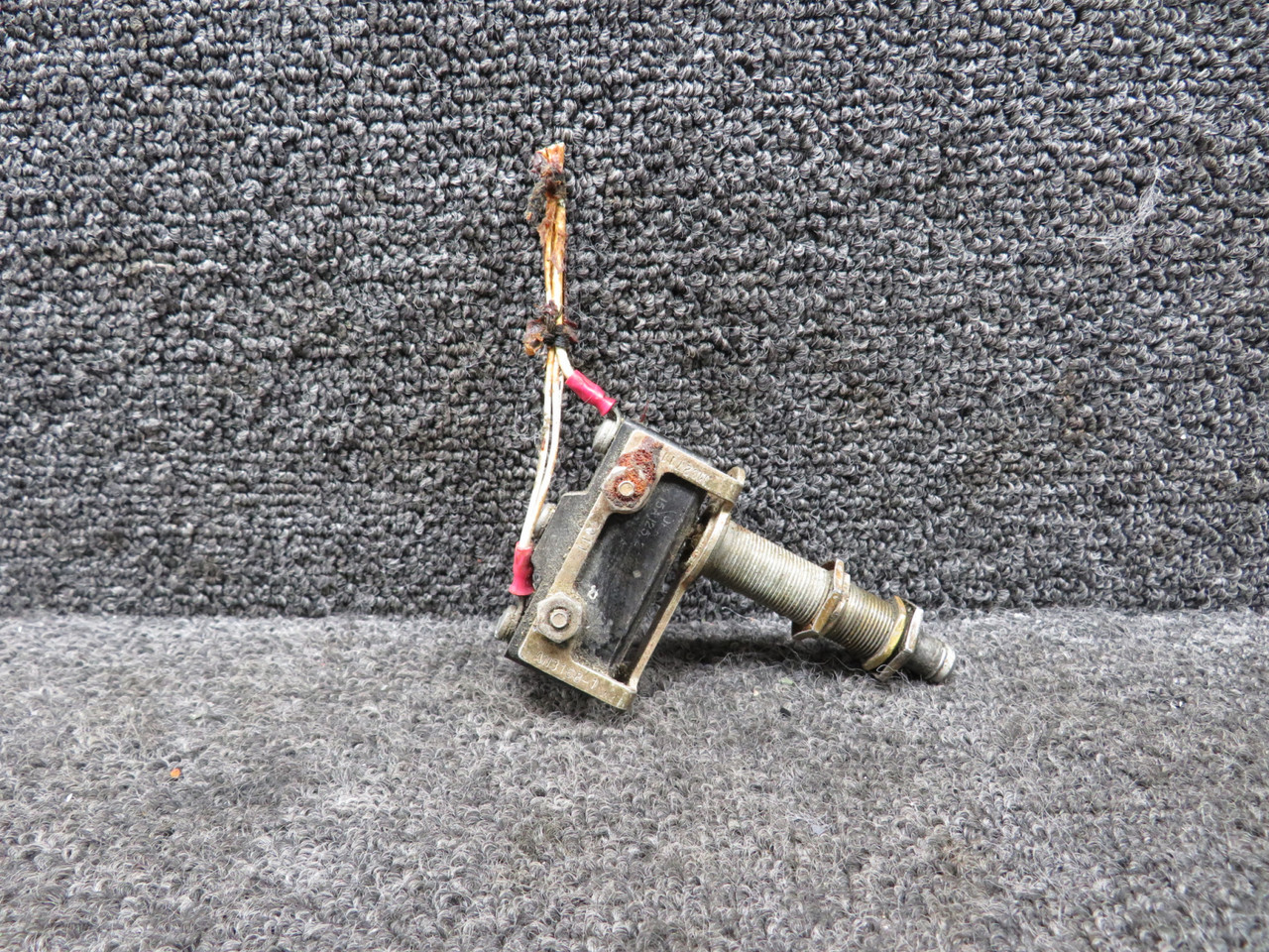 MS25026-1 (Alt: BZ-R31) Learjet L-25B Micro Switch Assembly For Sale