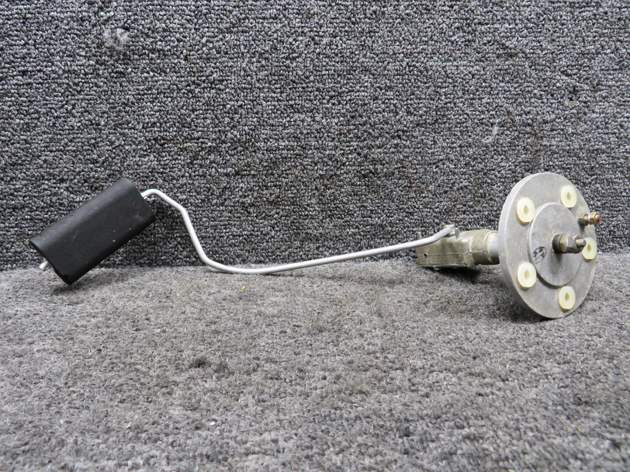 7740-362 (Alt: C668050-1103) Fuel Quantity Transmitter