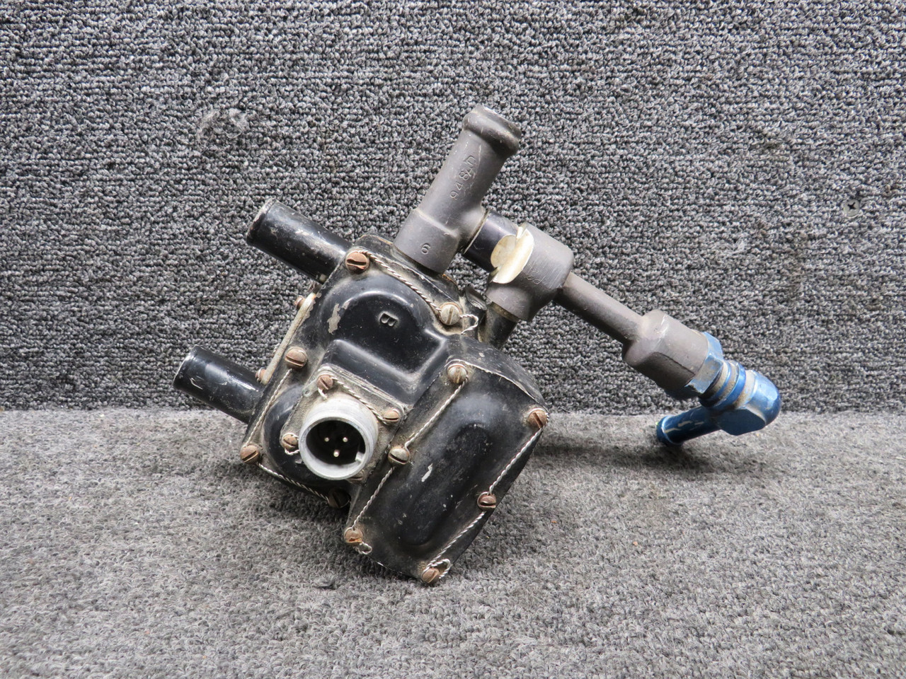 38E63-1B Bendix De-Ice Distributor Valve (28V) For Sale