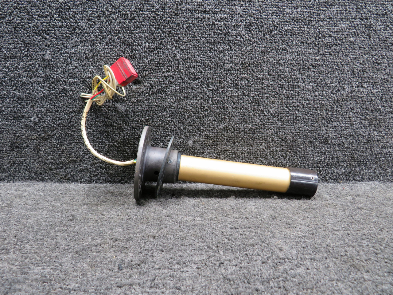 014-992-001 (Alt: 100-30006-67) Gull Airborne Fuel Quantity Probe