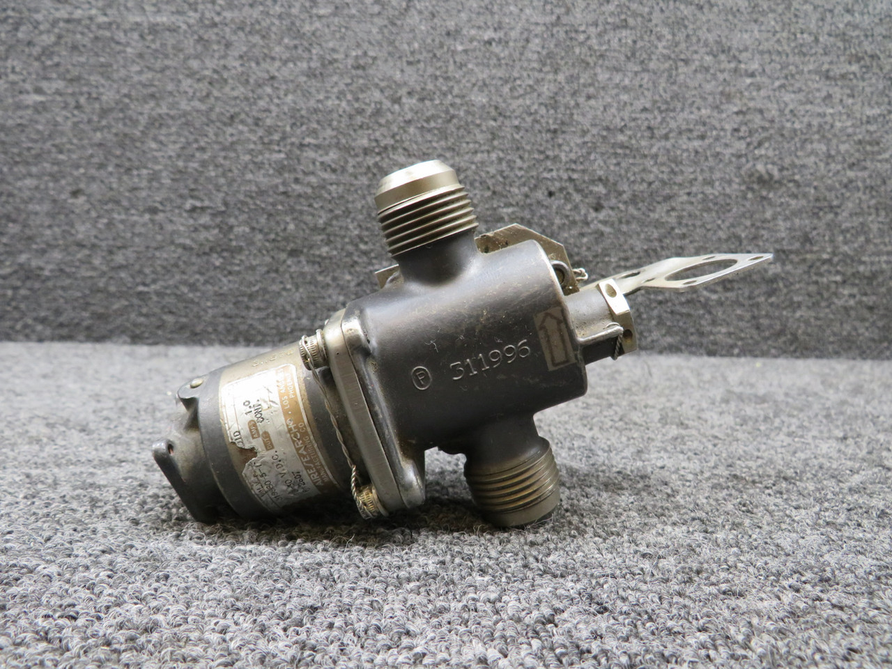 319980-5-1 Airesearch Solenoid Valve Shutoff 18-30 Volts