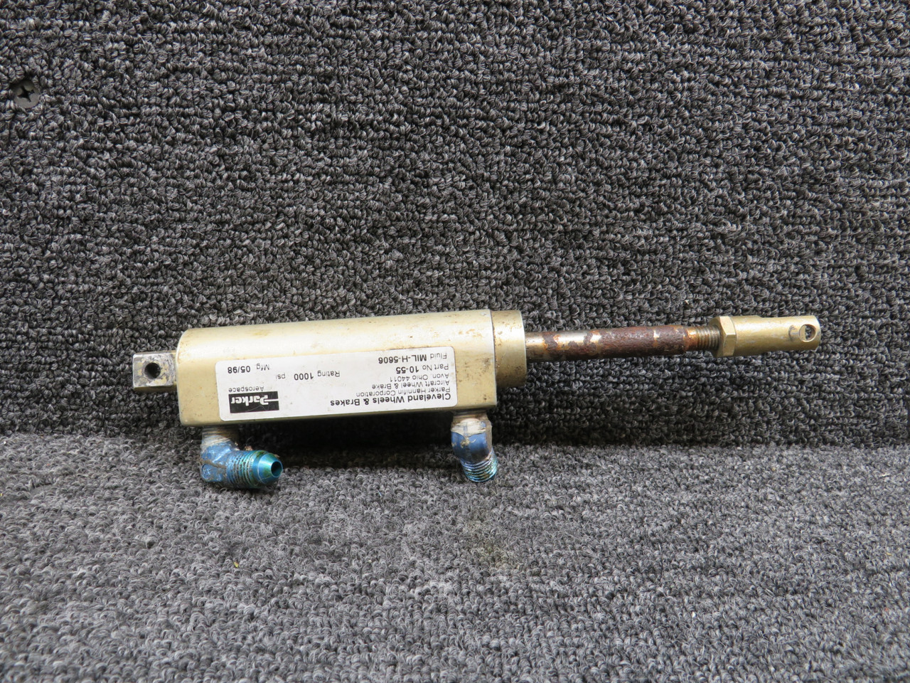 10-55 (Alternate: 169-380100-3) Cleveland Master Brake Cylinder