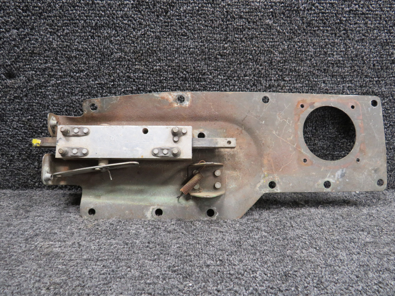 1511205-17 Cessna 185 Cabin Door Latch Assembly Right Hand Missing