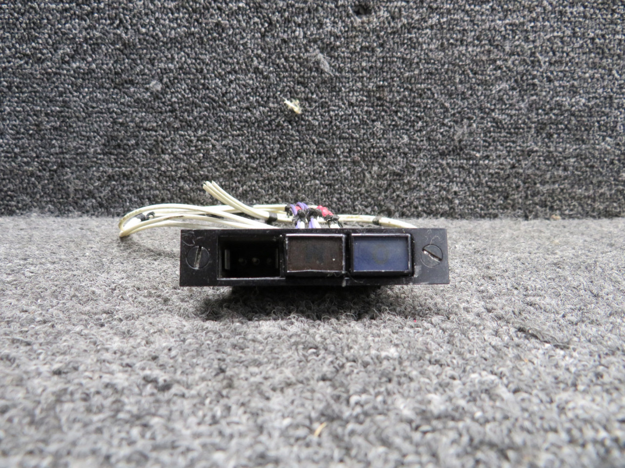 354-0841-001 Korry Annunciator Panel (Missing One Switch)