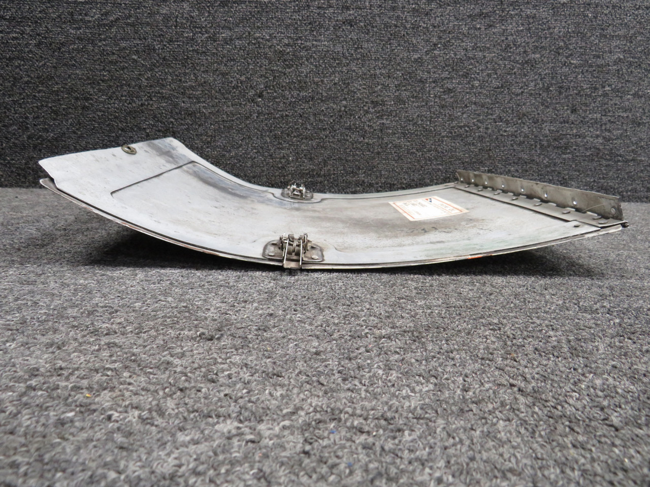 カザナミページ 0752000-103 Cessna 182A Cowl Door Assembly LH (Chipped) For Sale