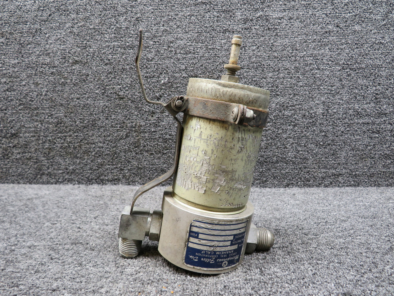F-4412 Circle Seal Fuel Filter Assembly (Welded, Worn Housing)
