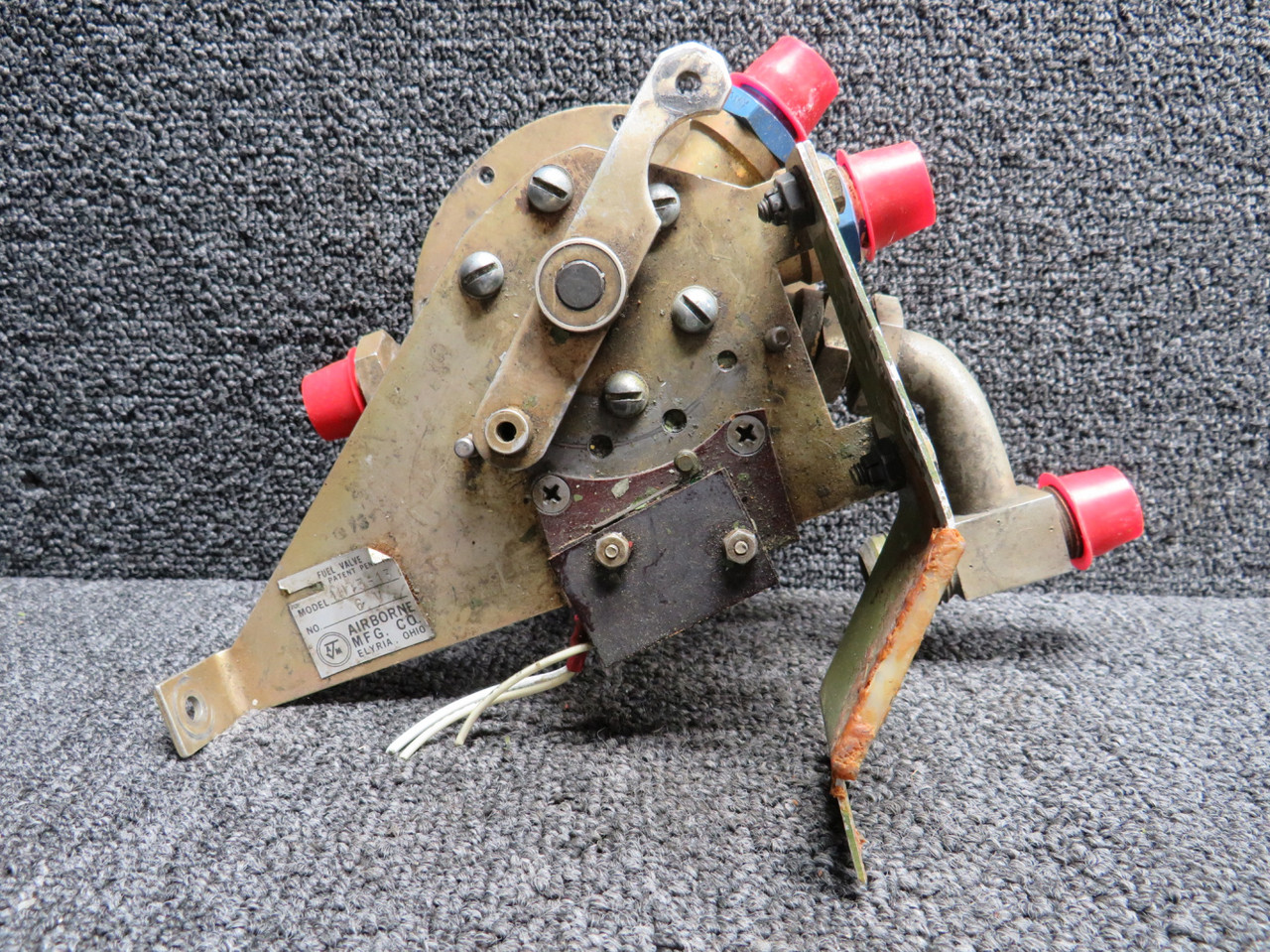 1H13-13 (Alternate: 5226005-5) Airborne Fuel Selector Valve