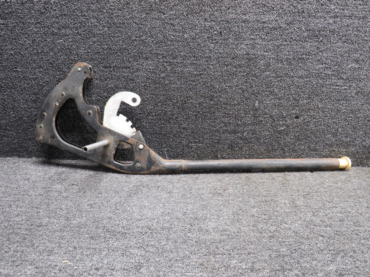 RT-197487ページ 1767078-3 Cessna 177RG Control Wheel Assembly with Switches (Mic