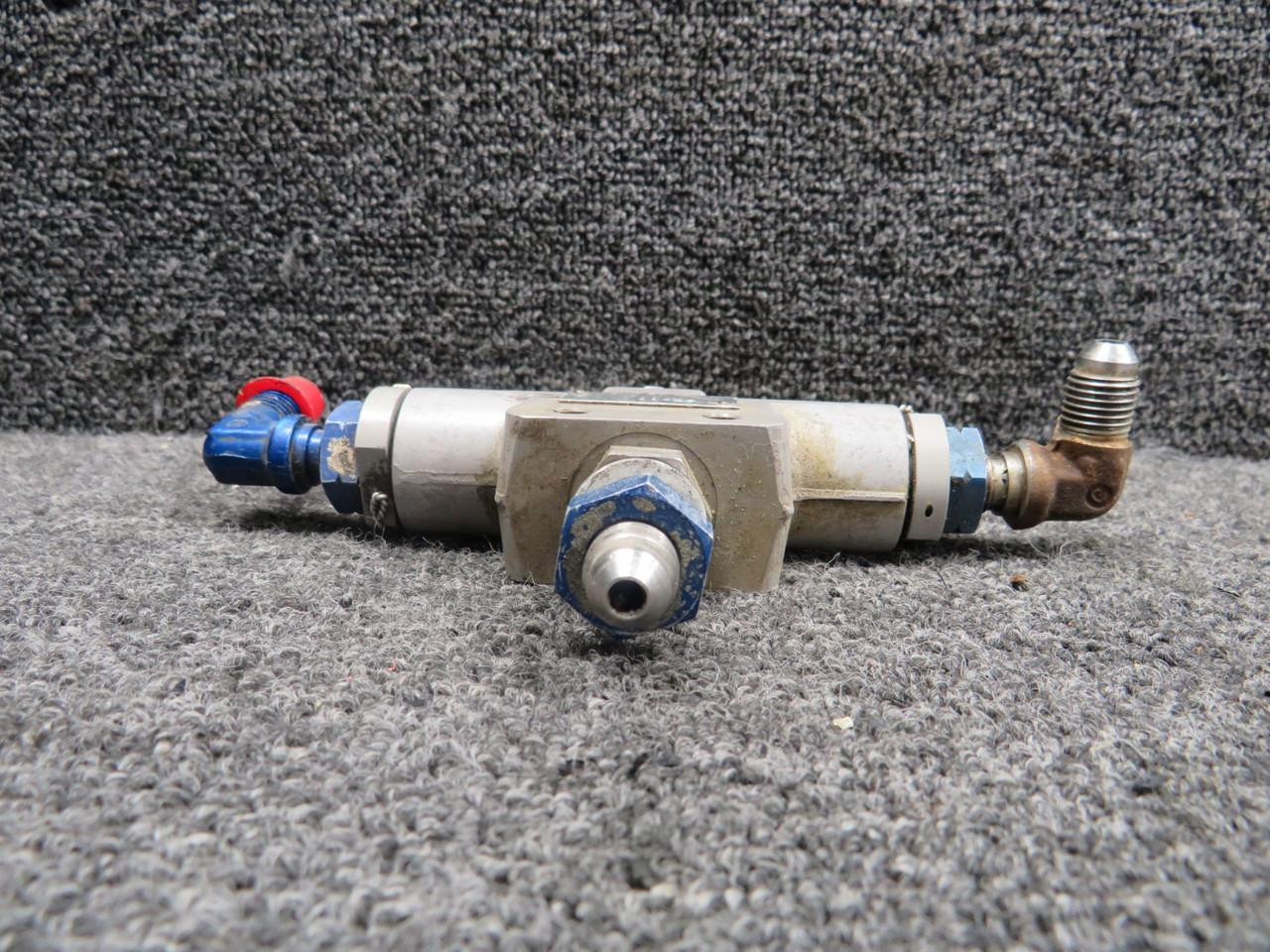 HP567101-4 Directional Shuttle Valve with Extra Fittings For Sale