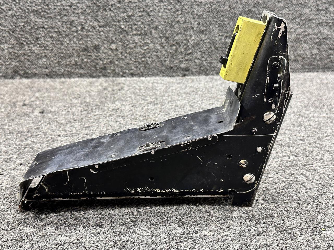 Support Structure Assy Inboard 33631-003 Piper PA23-250 RH Front Seat Support Inboard Assembly