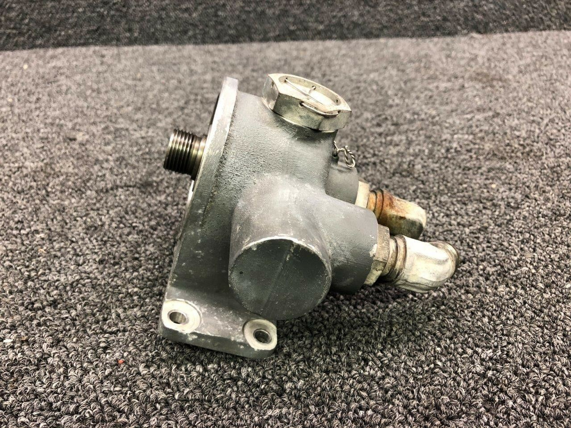 54J21078 Piper PA46350P TIO540AE2A Oil Filter Adapter Assy