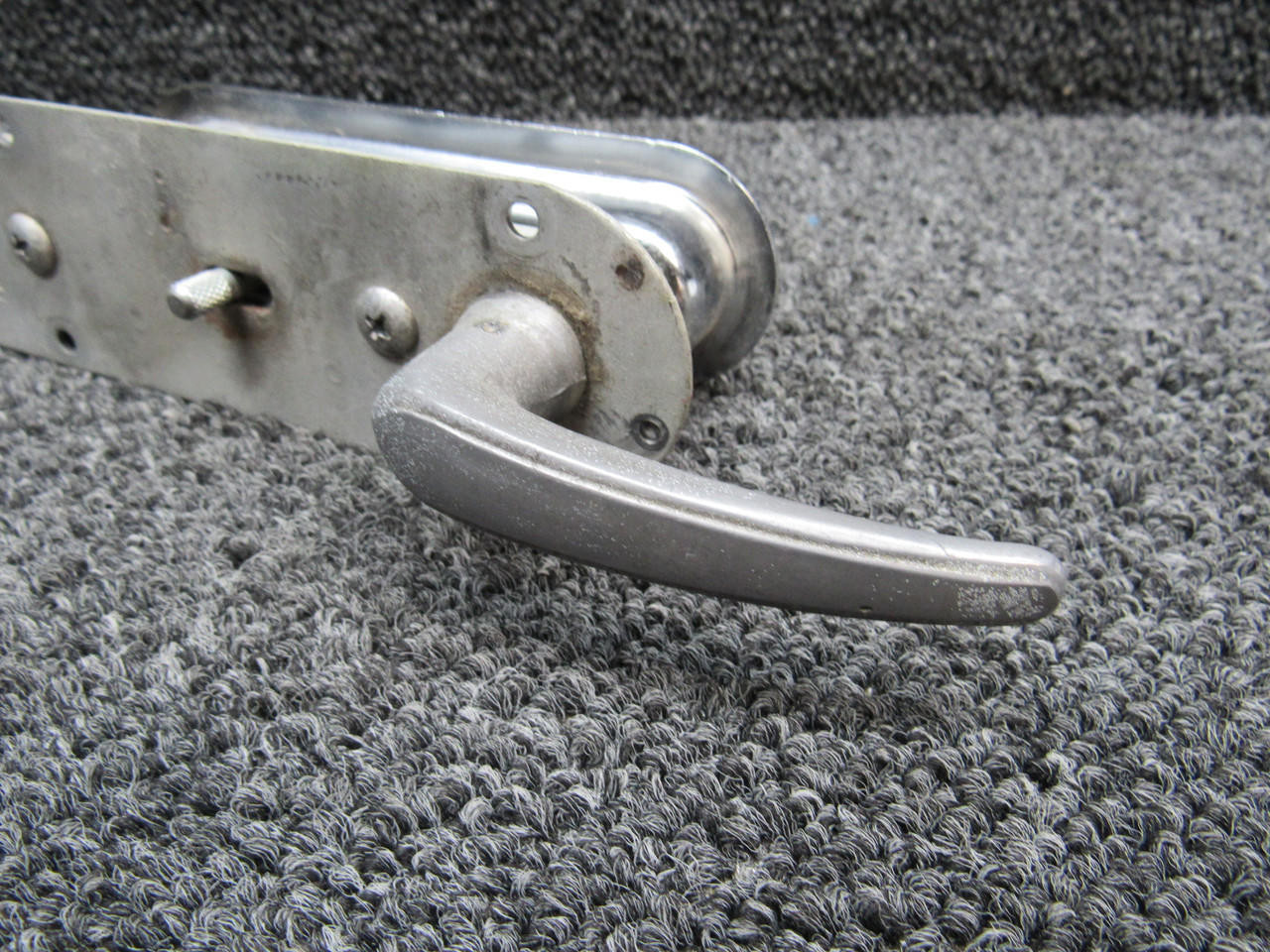 62266 Aero Commander 100180 Decker 1040B Door Latch (NO KEY)