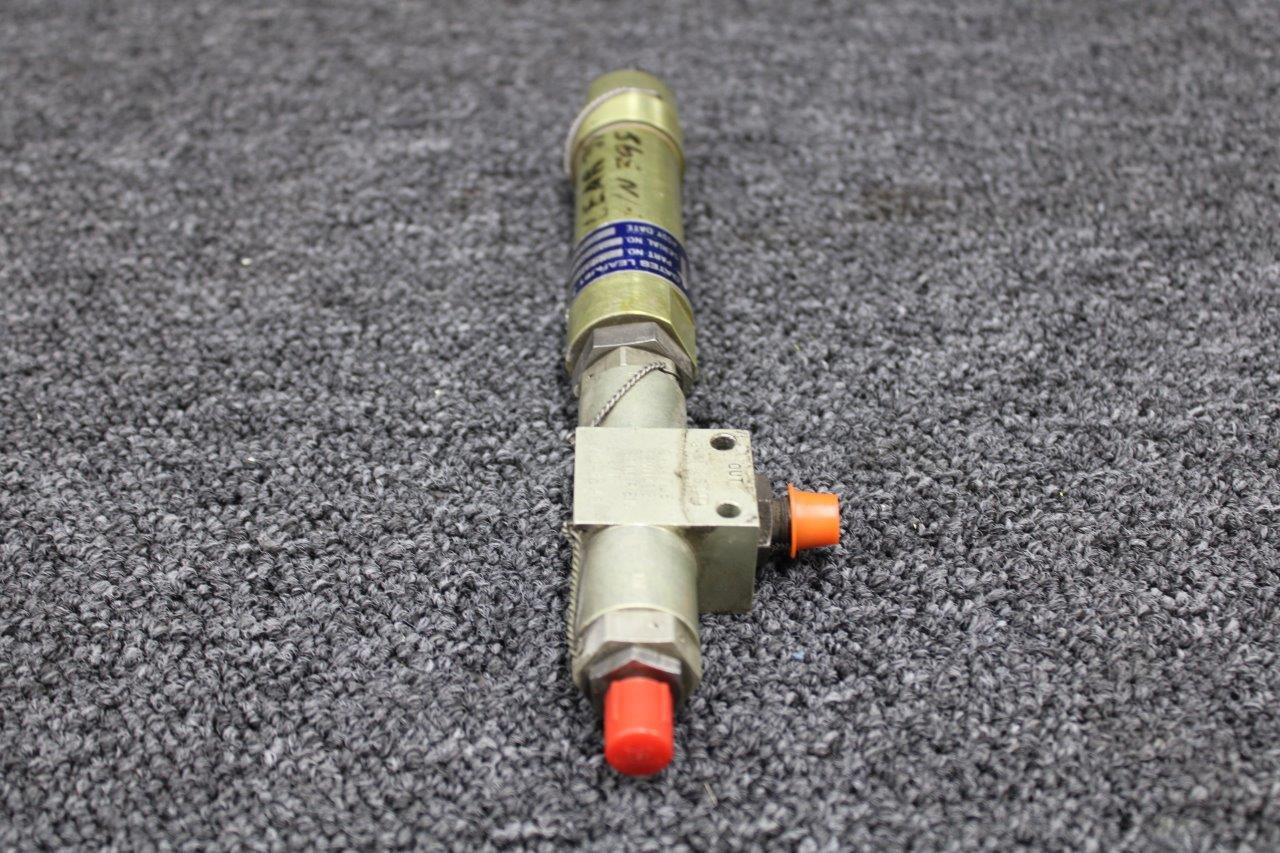 23801141, 26044 Learjet 35A Hydraulic Fuse and Valve Assembly Unit