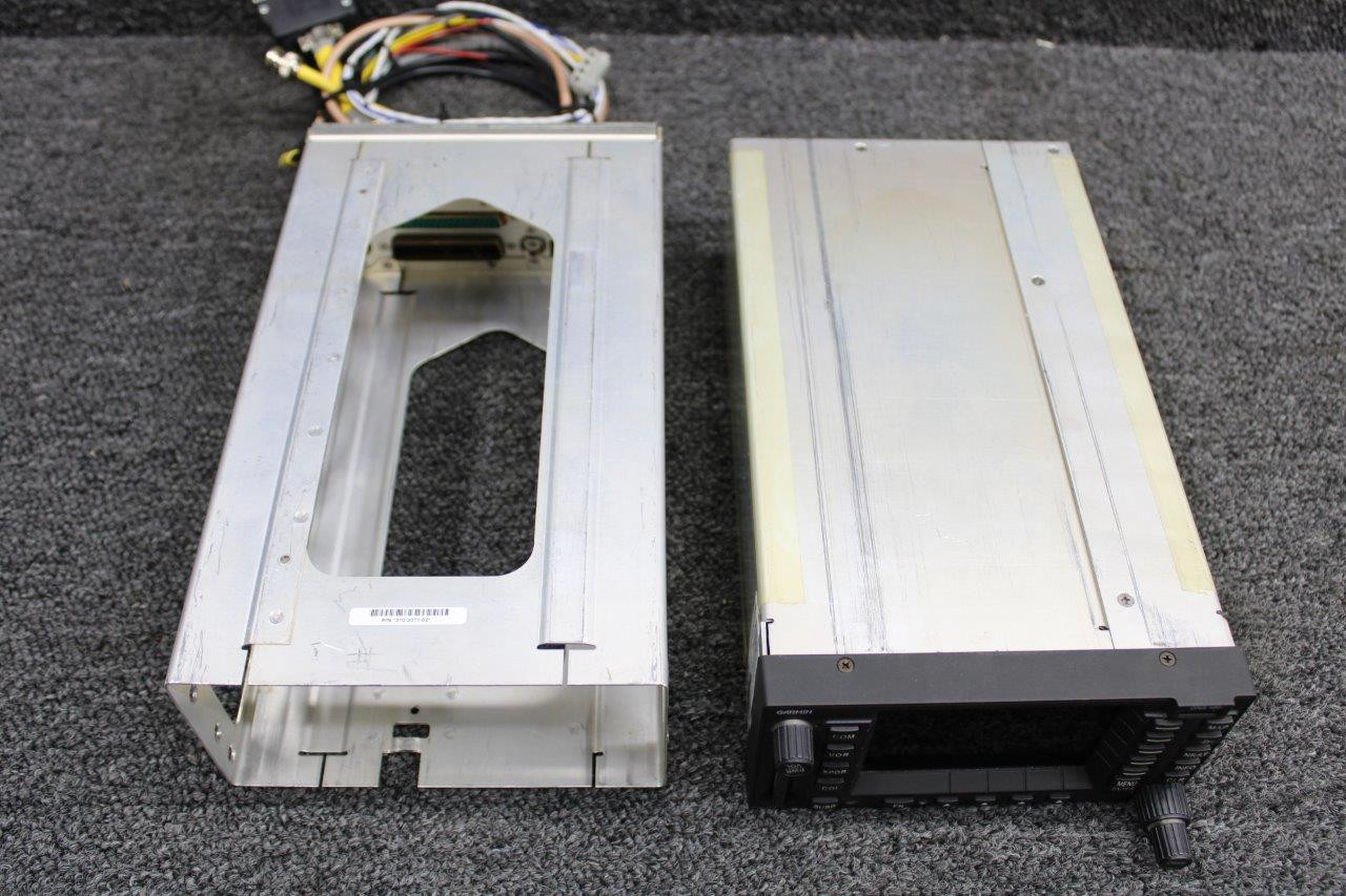 4306100800002 Garmin GNS480 has Data Card, Tray