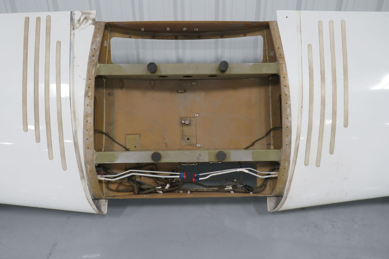 Columbia LC41550FG Single Piece Wing Assy.