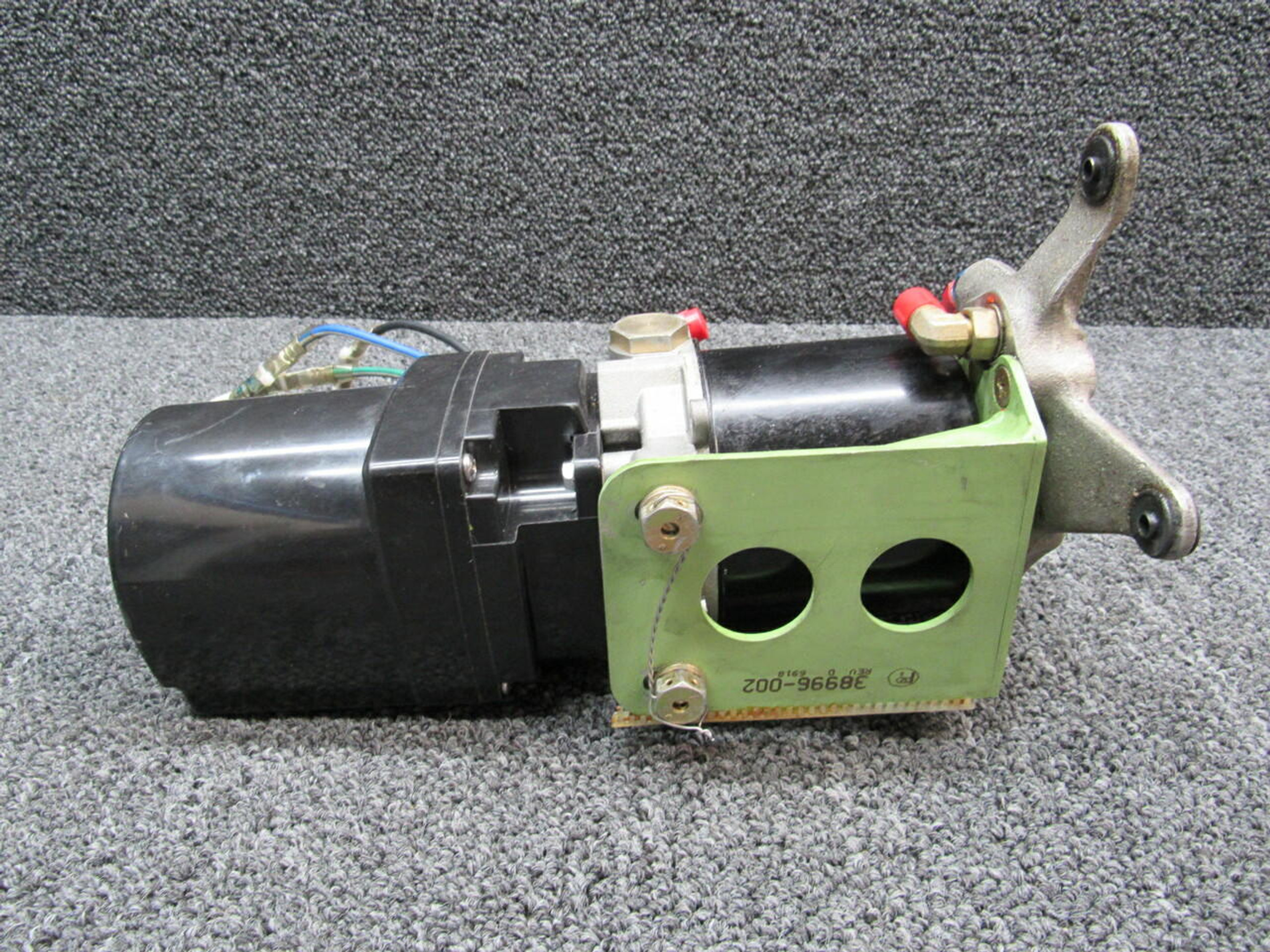 636294 Piper PA28R201 Parker / Oildyne 108 Hydraulic Pump Assembly