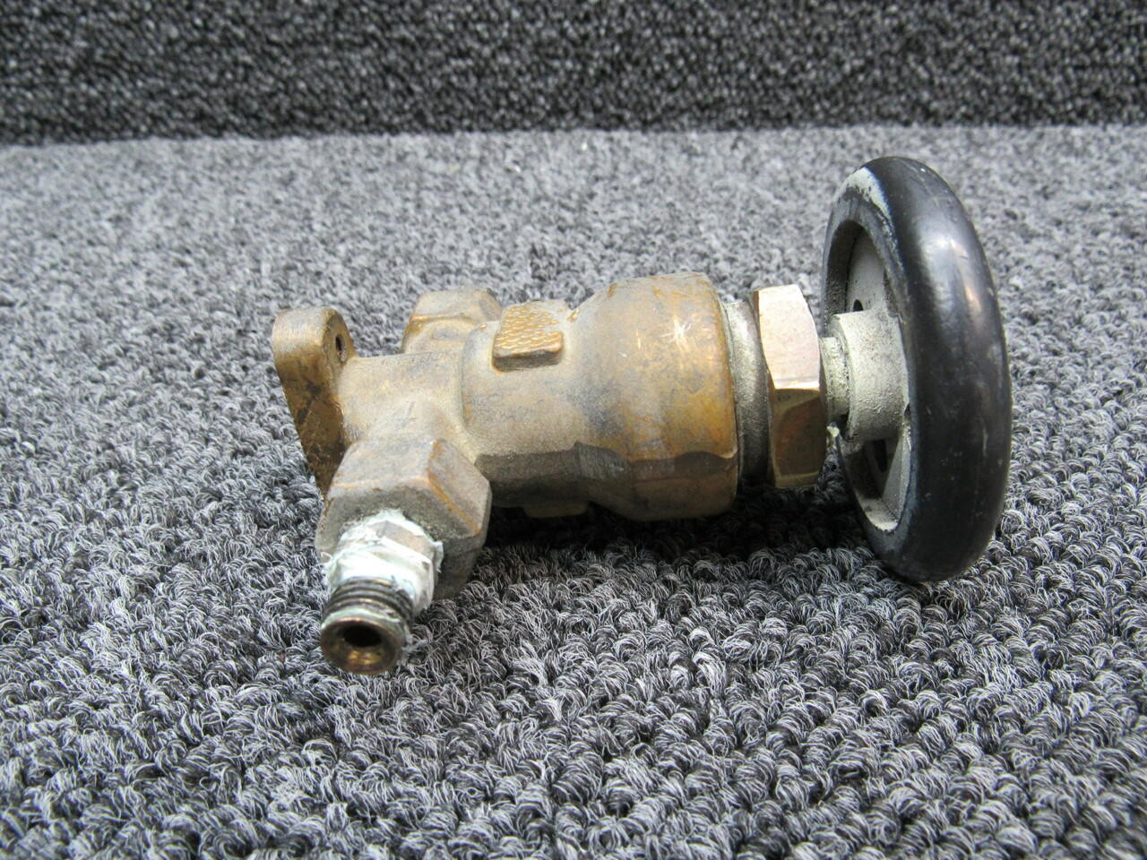 5604B (USE AN60121A) Beechcraft 95B55 Superior Oxygen Tank Valve