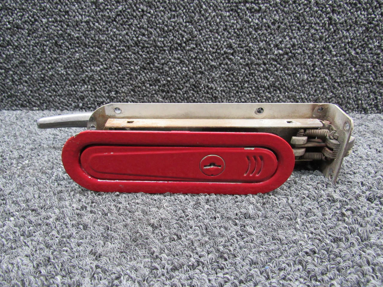 62266 Aero Commander 100180 Decker 1040B Door Latch (NO KEY, Painted)