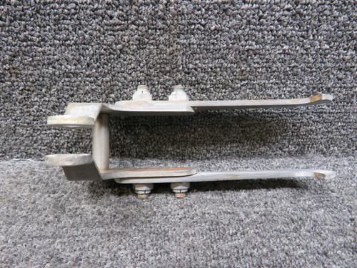 5041023-5, 5041023-6 Cessna 310R Uplock Forward and Aft Hook Assy RH (Worn)
