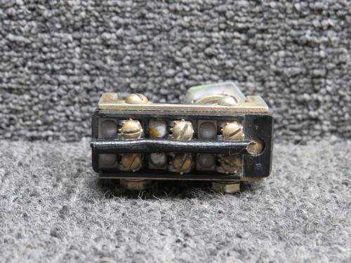 DT-2R-A7 (Alt: MS25008-1) Piper PA24-250 Micro Switch Nose Gear Limit Switch