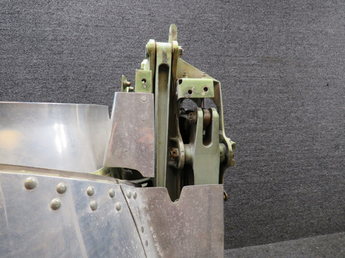 202-0004-3 Cessna Citation 550 Thrust Reverser Mechanism Assembly Outboard RH