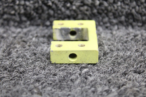 35-400414 Beech A36 Cabin Door Latch Guide