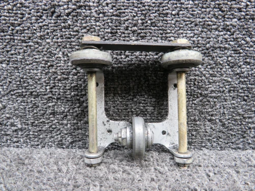 30412-002, 16848-000, 16848-001 Piper PA23-250 Control Yoke Guide Assembly
