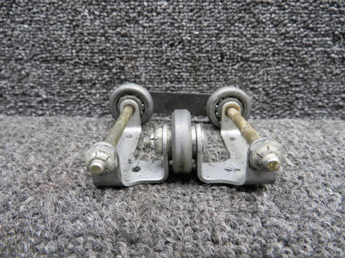 30412-002, 16848-000, 16848-001 Piper PA23-250 Control Yoke Guide Assembly