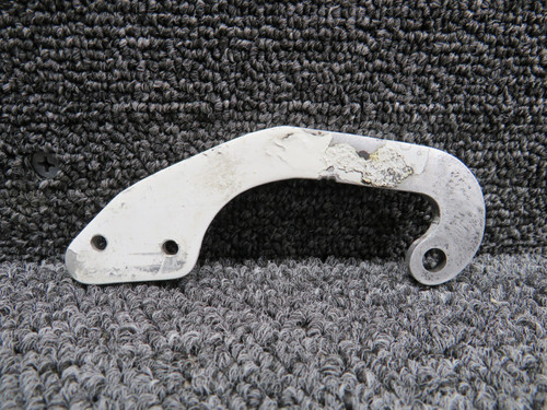 95-410031-17 (Use: 002-410001-109) Beechcraft 58 Nose Gear Door Hinge Fwd