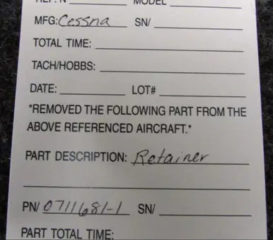 0711681-1 Cessna Retainer (JC)