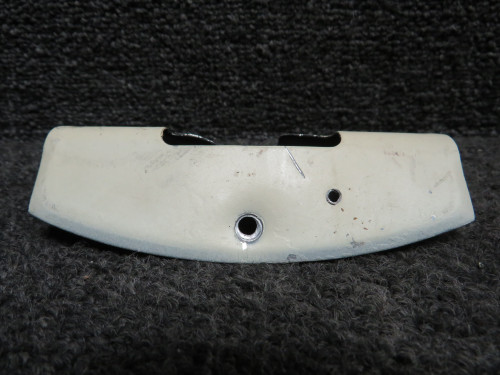 68187-000 Piper PA34-200T Plate Trim Latch