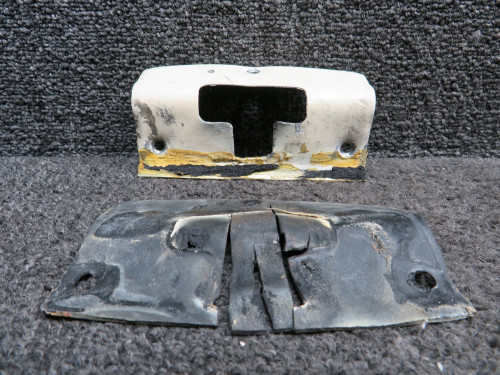 68187-000 Piper PA34-200T Plate Trim Latch