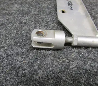 1608092-4 Cessna Control Arm (JC)
