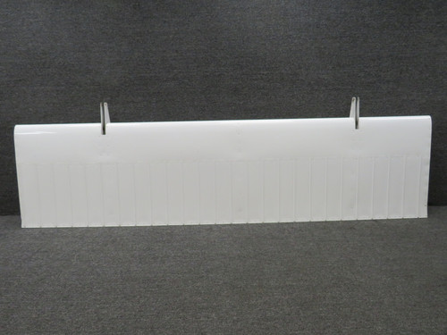 0523901-33 Cessna 182T Flap LH Alt: 0523901-833-1 (Damage)