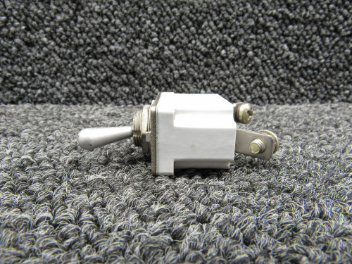 D7270-5-7-1-2 Klixon Maintained Toggle Switch Assembly