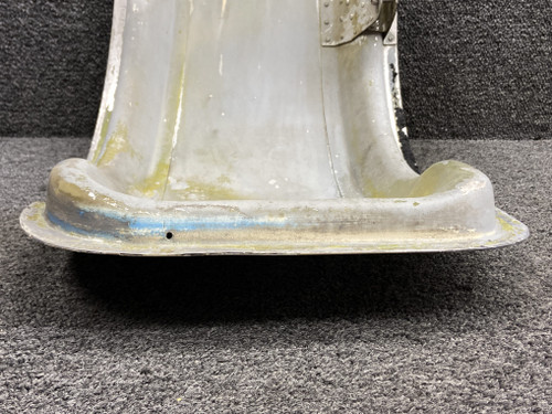 1241150-204 (Use: 1241150-208) Cessna T210L Main Gear Wheel Well Door RH