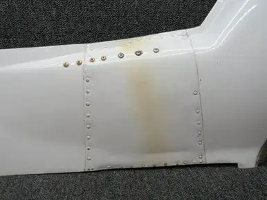 0826002-205 (Use: 0826002-207) Cessna 310N Main Gear Door Assembly RH (White)
