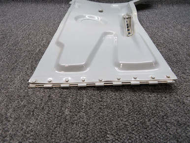 0826002-205 (Use: 0826002-207) Cessna 310N Main Gear Door Assembly RH (White)