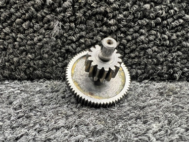 35-810135 Beechcraft 200 Gear Spur and Pinion