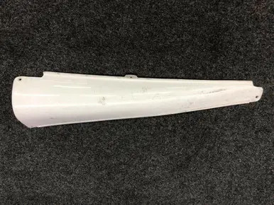 0530010-5 (FSO: 0530010-11) Cessna 172S Fairing Upper Stabilizer LH