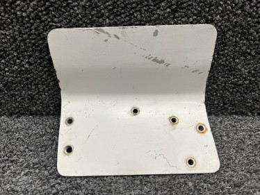0513526-2 (Use: 0513418-202) Cessna R172K Refueling Step RH