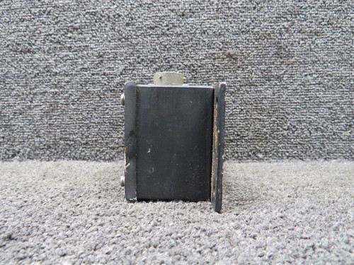 07148-11126-2 Dynamic Controls Temperature Control Unit (28V) (Worn)