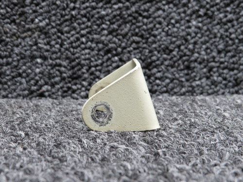 913007-000 Mooney M20 Bracket Elevator Control