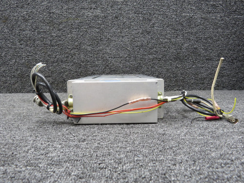 069-1019-00 King Radio KX-175B Nav-Com Radio with Tray & Mods (14V)