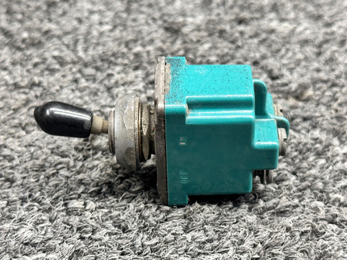 2TL1-2 (Alt: MS24524-22) Micro Switch Toggle Switch Assembly