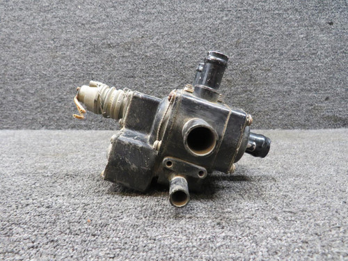 Bendix Airplane Parts & Equipment 1532-6-A Bendix Style A De-Icer Distributor Valve with Connector (Volts: 28) 